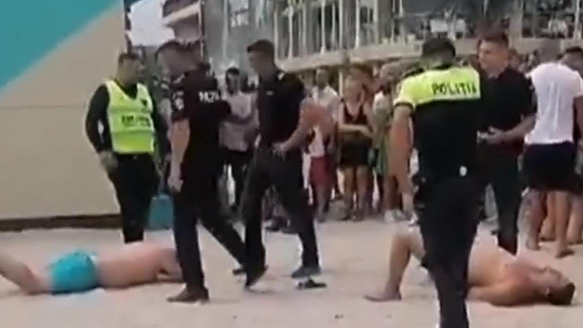 bataie intre turisti pe o plaja din constinesti scandalagii au fost incatusati