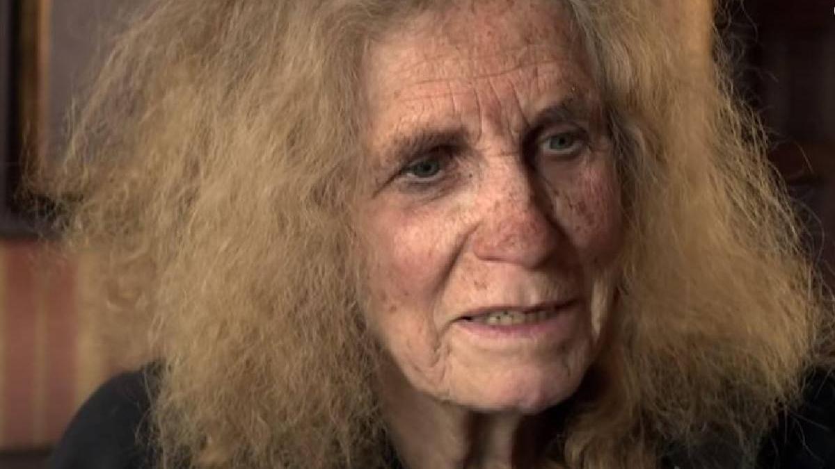 femeie nu si a spalat niciodata lenjerie pat