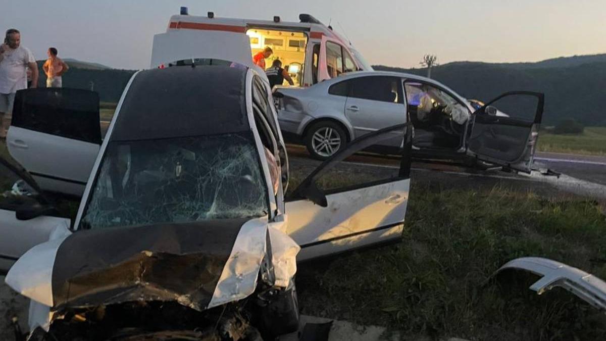 accident rutier patru persoane ranite doua in coma ocisor hunedoara ionesti arad