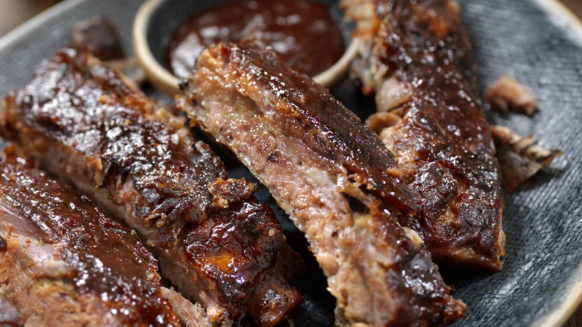 coaste de porc din plante restaurante