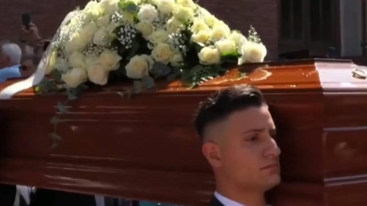 inmormantare toto cutugno scene emotionate