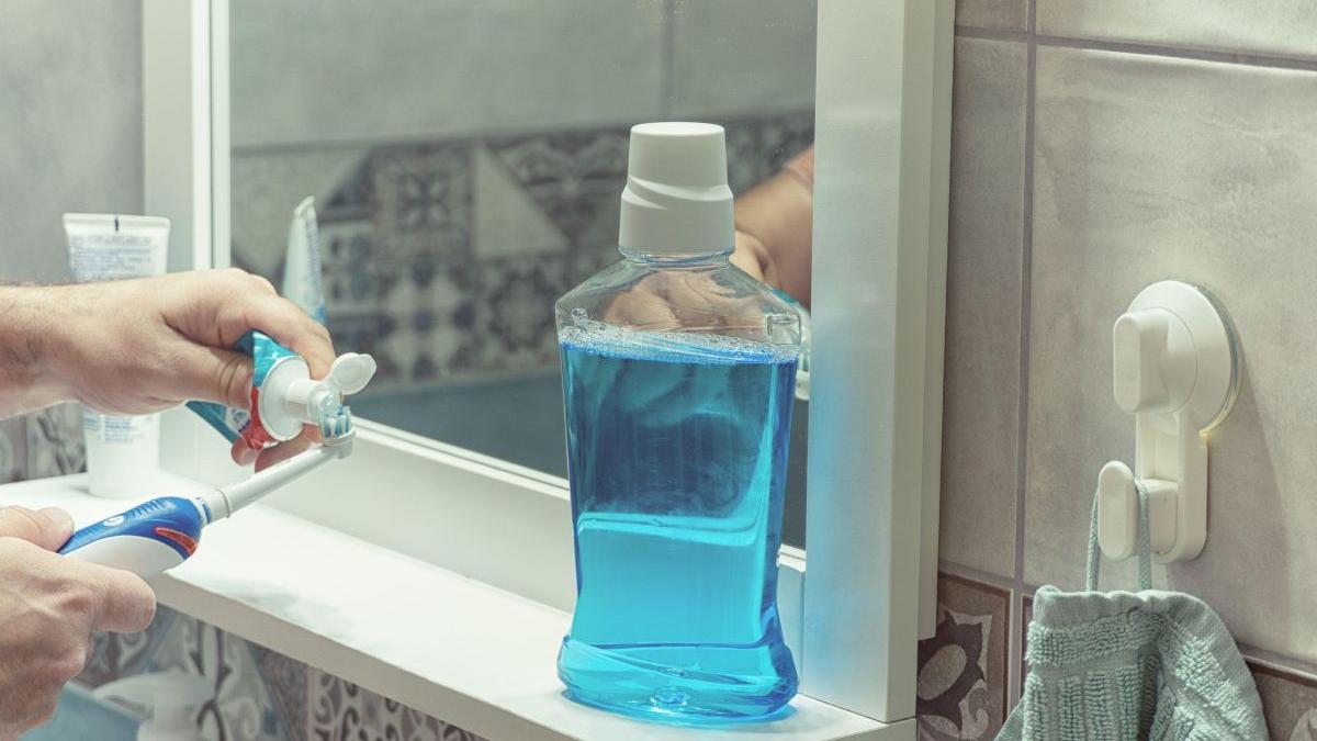 legatura dintre bolile cardiovasculare si apa de gura grupeaza mici trombi infarct avc