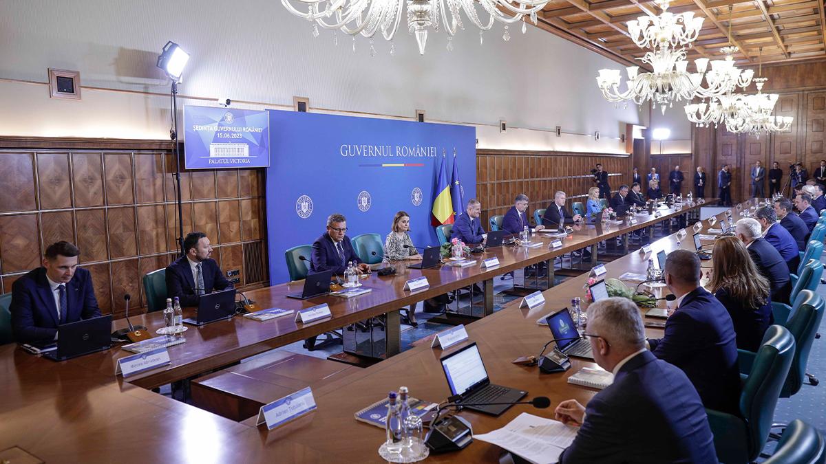 alerte bomba mailuri ministere