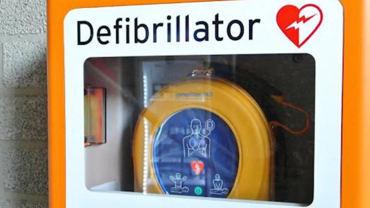 defibrilator furat strada brasov medici apel hoti adus aparat