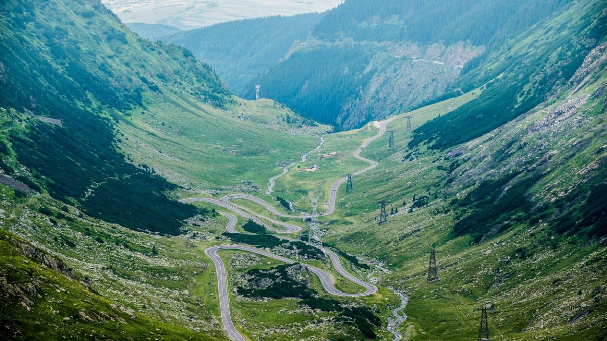 transfagarasan inchis arges cabana capra competitie