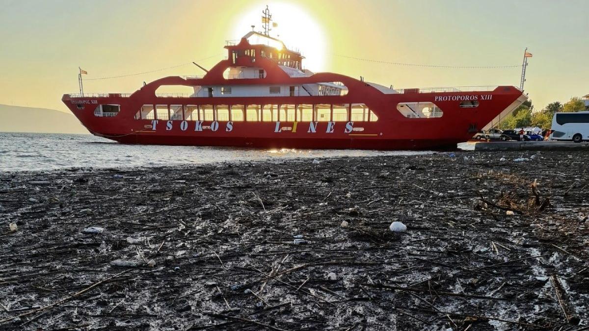 mae romani blocati feribot grecia debarcat evacuati