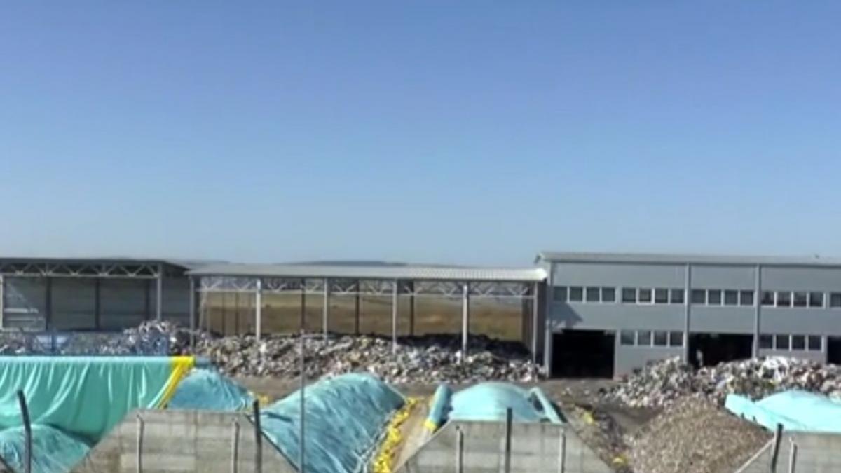 municipiu cluj napoca se sufoca de o saptamana miros insuportabil cauza necunoscuta versuri