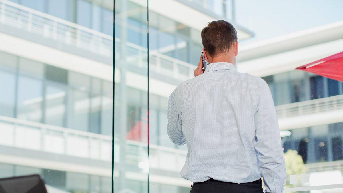 lovitura apple motiv franta opreste vanzari iphone 12