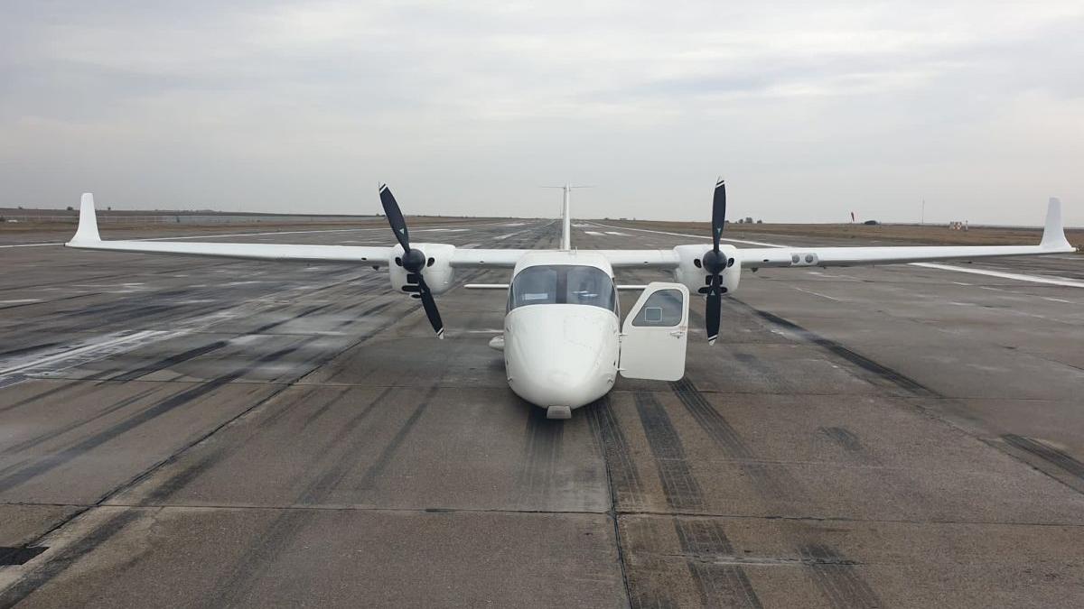 aeronava aterizat fortat constanta tren aterizare defectat