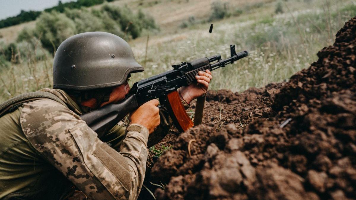 razboi ucraina recucerit un sat