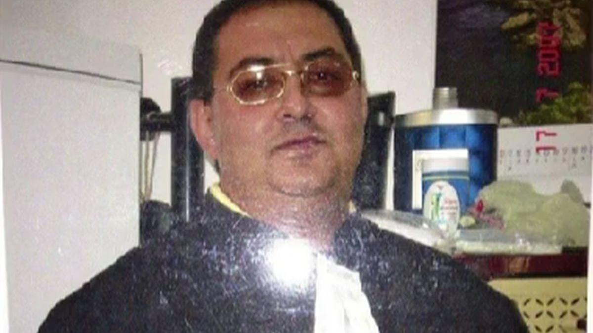 boenica interlop batut joc autoritati adus romania escorta