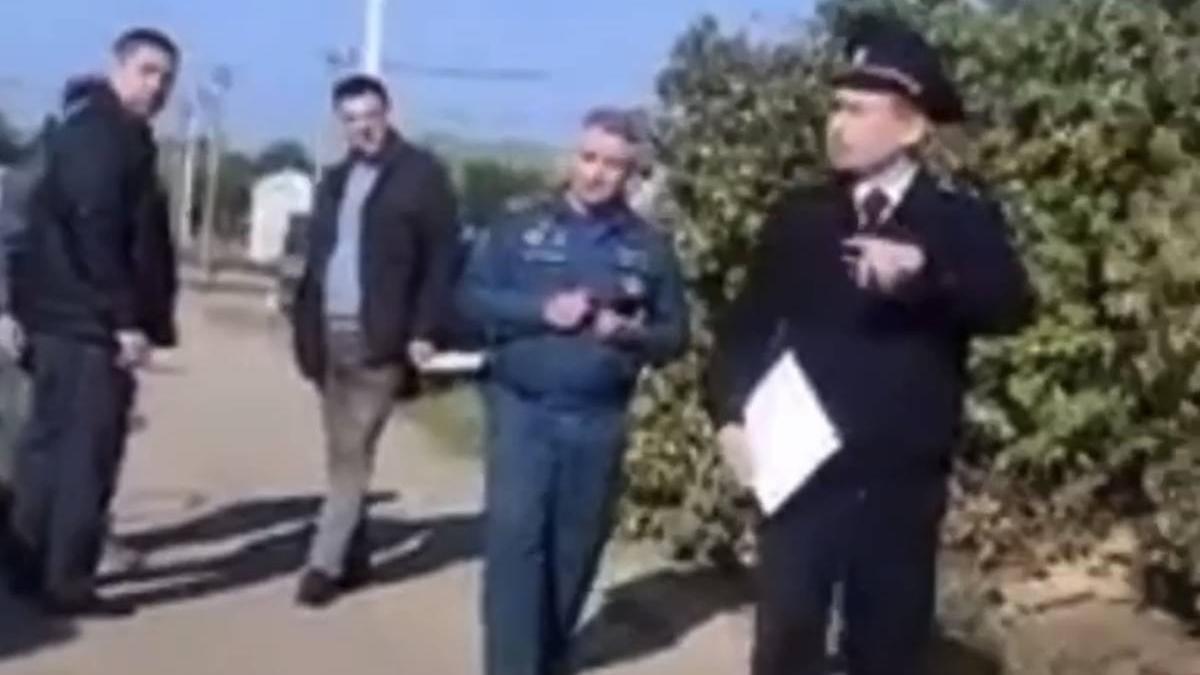 soldati rusi misiune aprovizonare armament aruncat aer imbatat