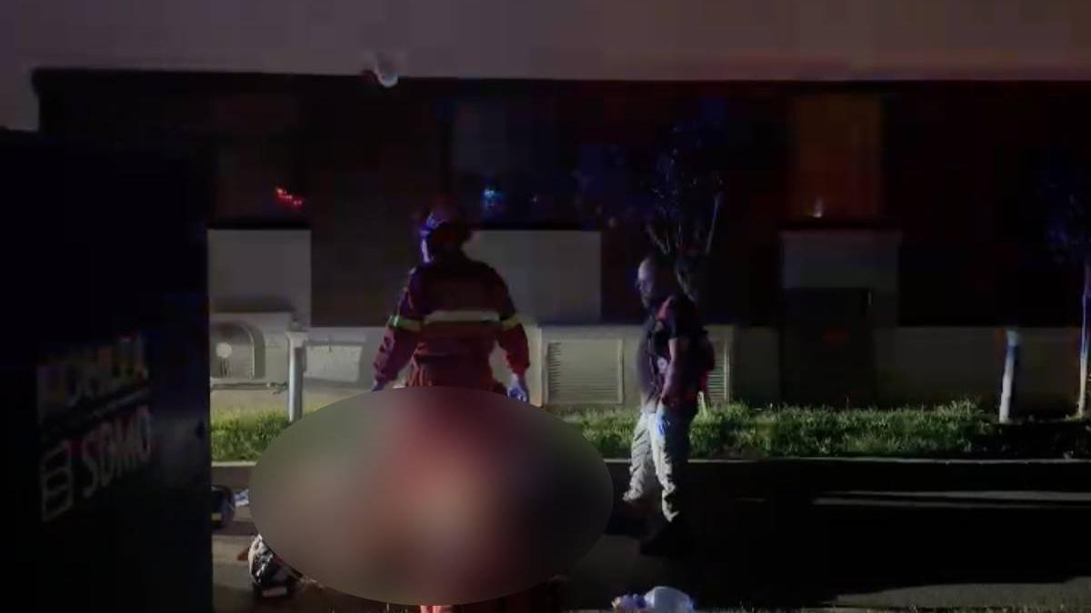 barbat voluntari aruncat etaj apartament fum pompieri