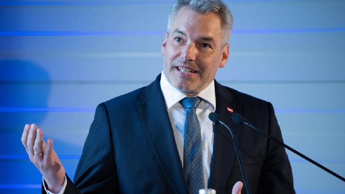 glume cancelar karl nehammer burgeri copii