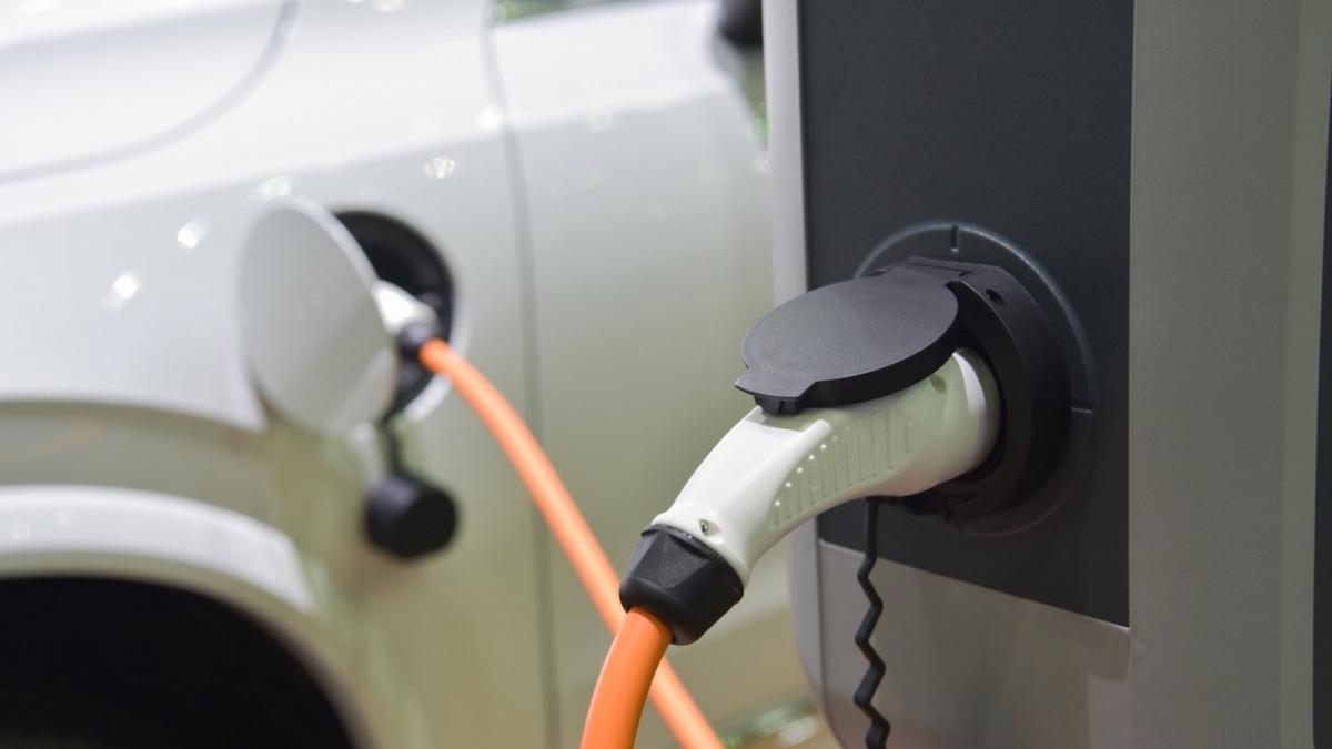 statii incarcare masini electrice bucuresti