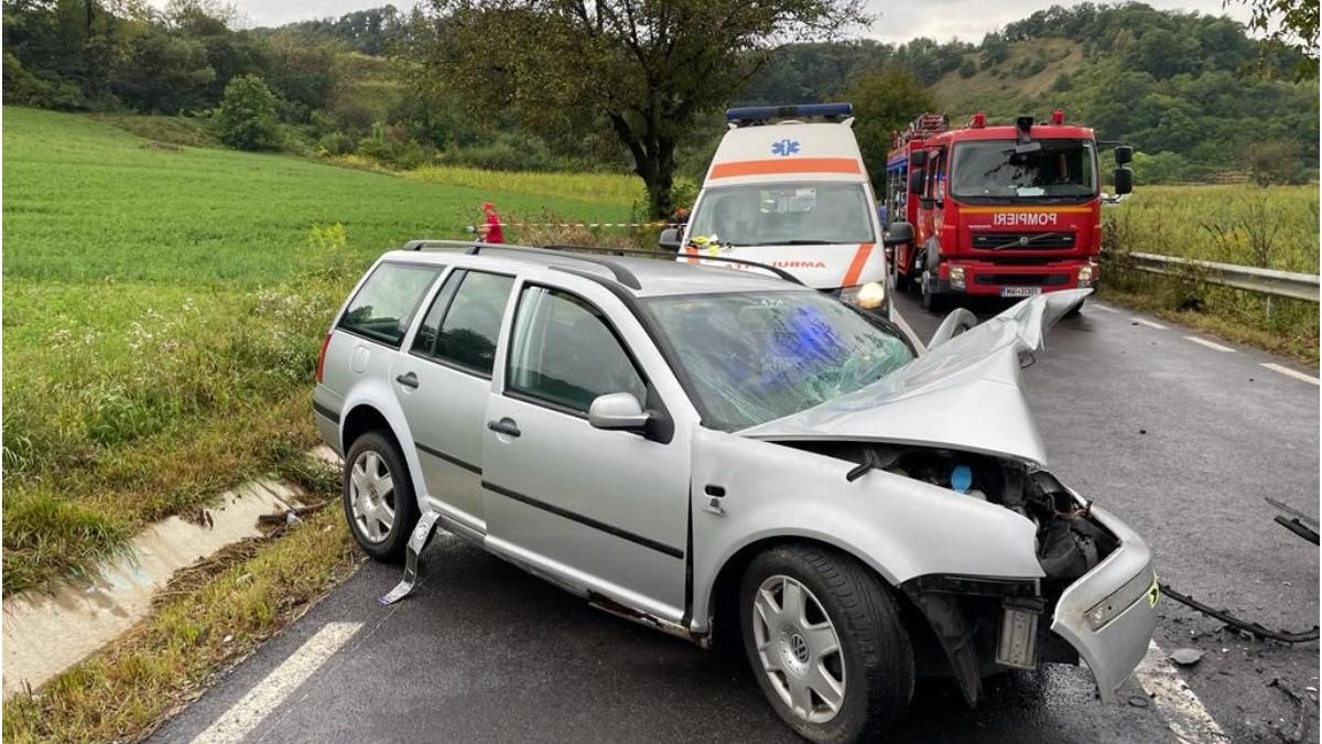 tineri sibiu simulat accidente rutiere cerut despagubiri firme asigurari