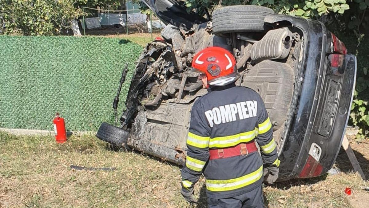 tanar mort frate ranit grav masina rasturnata sant merisani arges