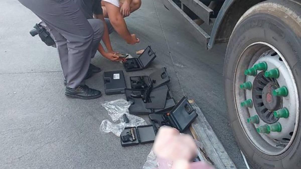 peste 1500 arme transportate ilegal ucraina descoperite politisti isaccea