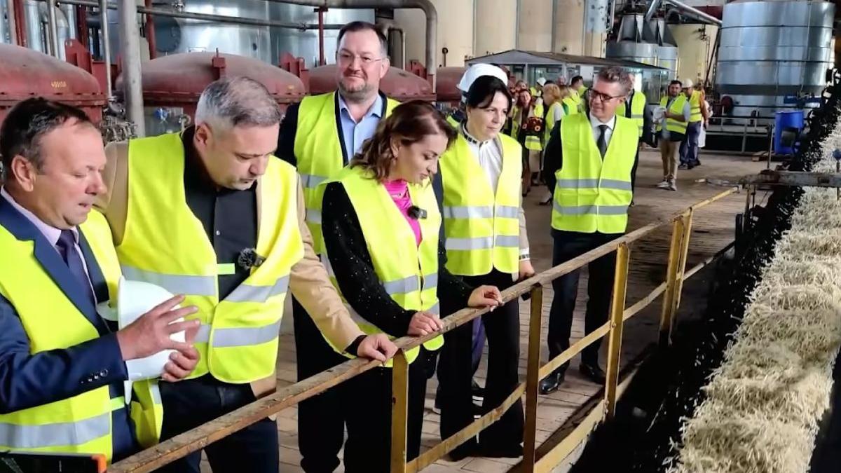 noua generatie agricultura romaneasca vizita ministru florin brabu fabrica de zahar ludus