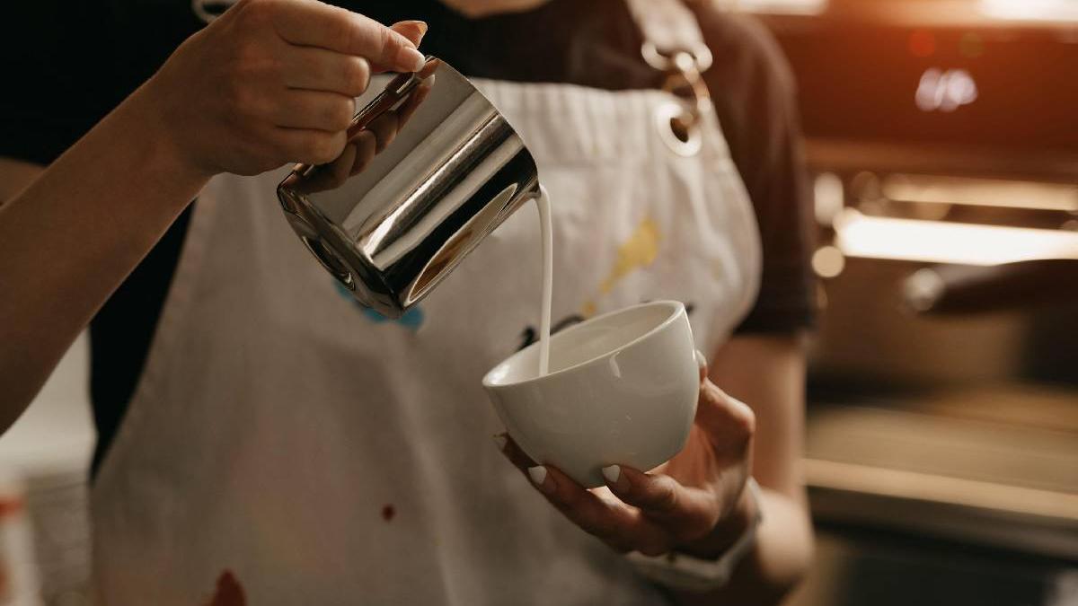 tanara romanca bani castigati saptamana joburi america