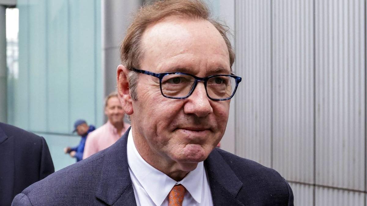 actor kevin spacey internat urgenta spital infarct
