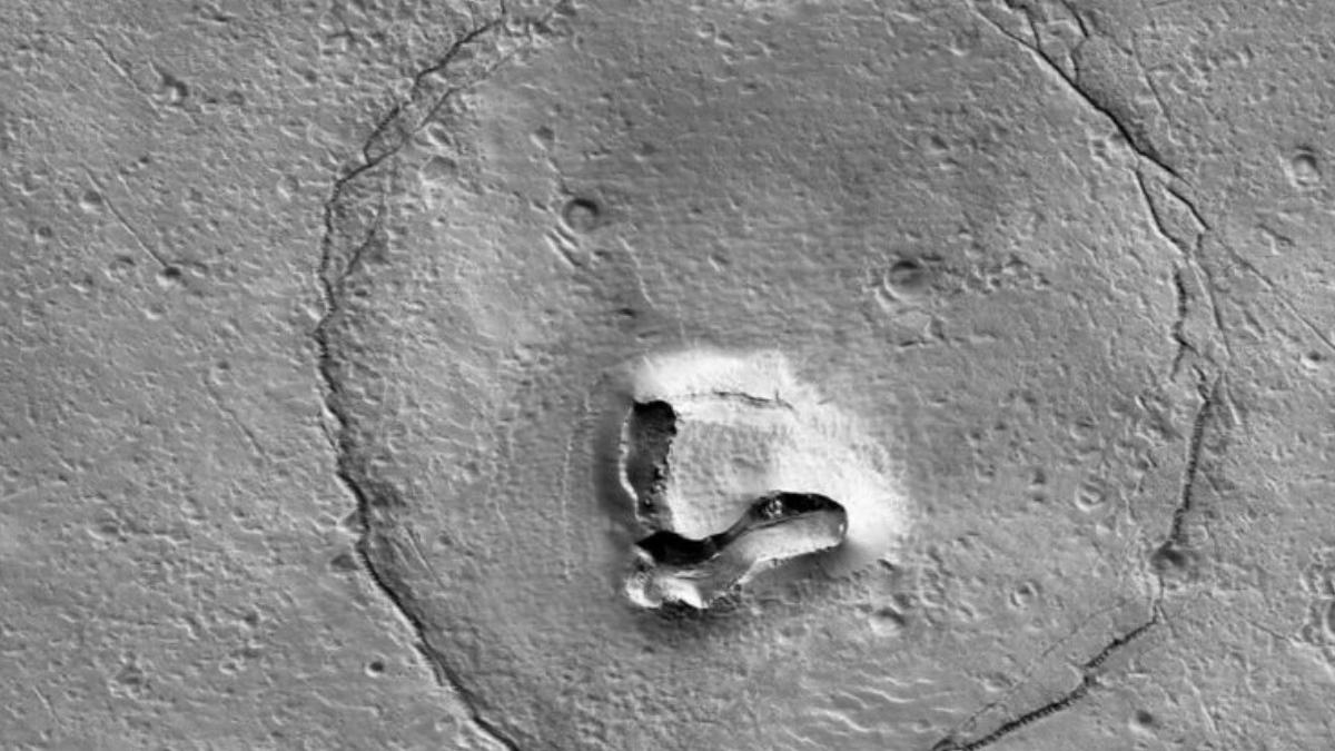 fotografie urs marte satelit nasa explicatii experti