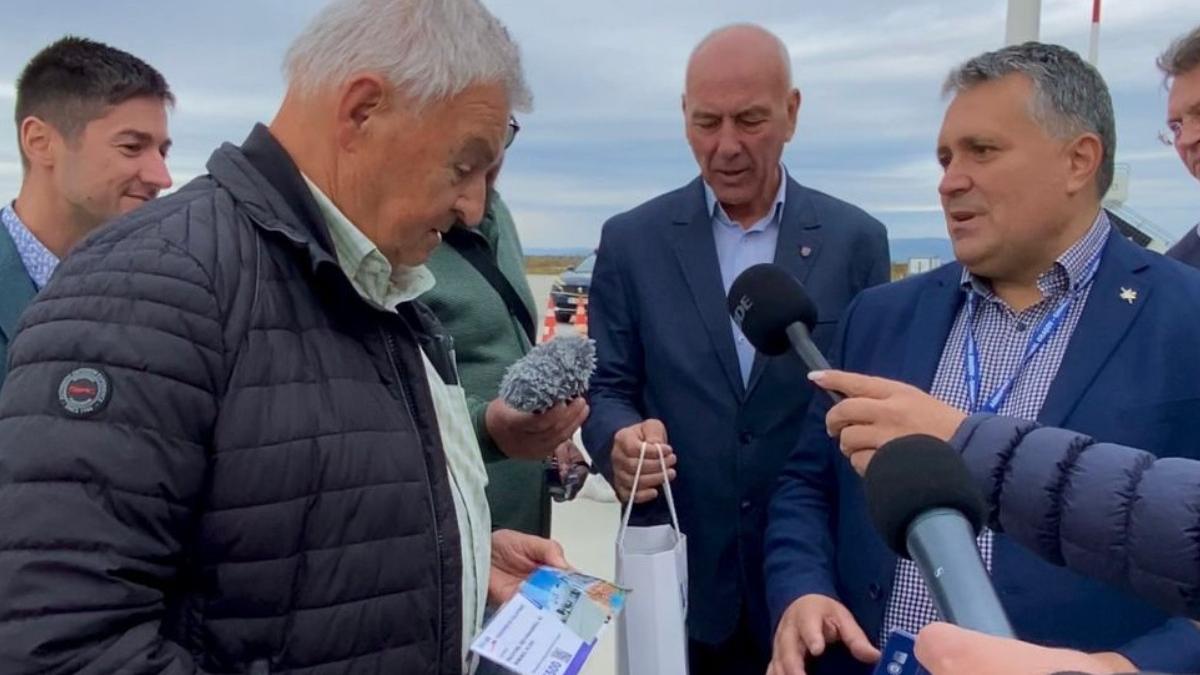 el este pasagerul cu numarul 50 000 ajuns pe aeroportul international brasov