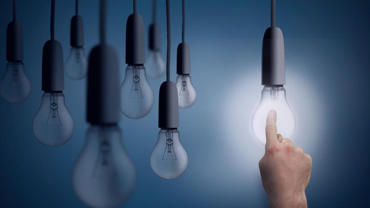 franta amenzi energie becuri aprinse