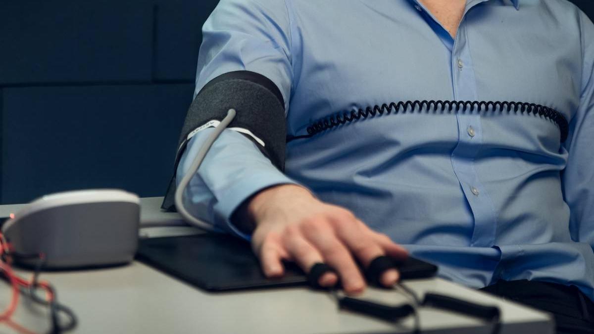 politisti detectorul de minciuni vicepresedinte europol