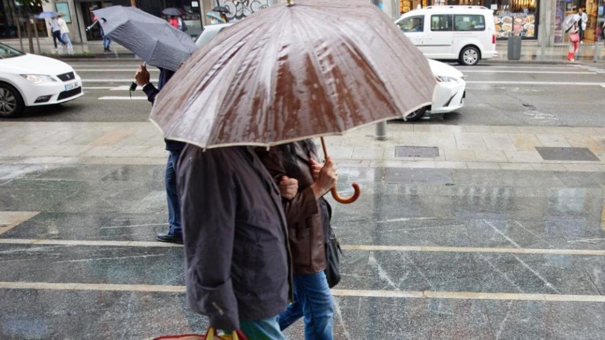 cod galben ploi vant racire atentionare meteo vreme rea 15 octombrie 2023