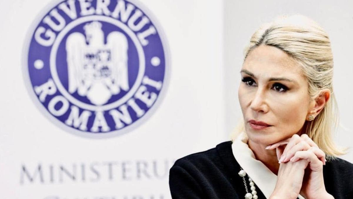 raluca turcan ministrul culturii pnl salarizare domeniul cultural