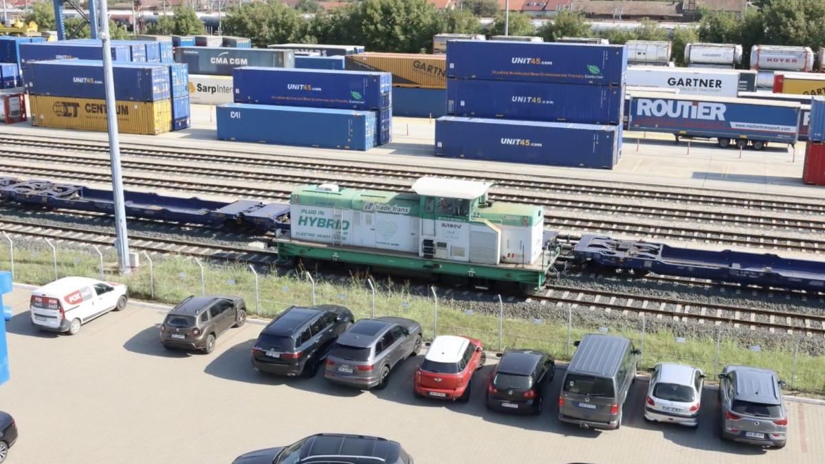 oras romania circula prima locomotiva hibrid construita tara noastra