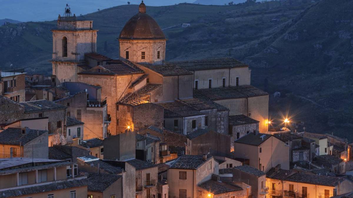 sat 5000 euro mutare italia