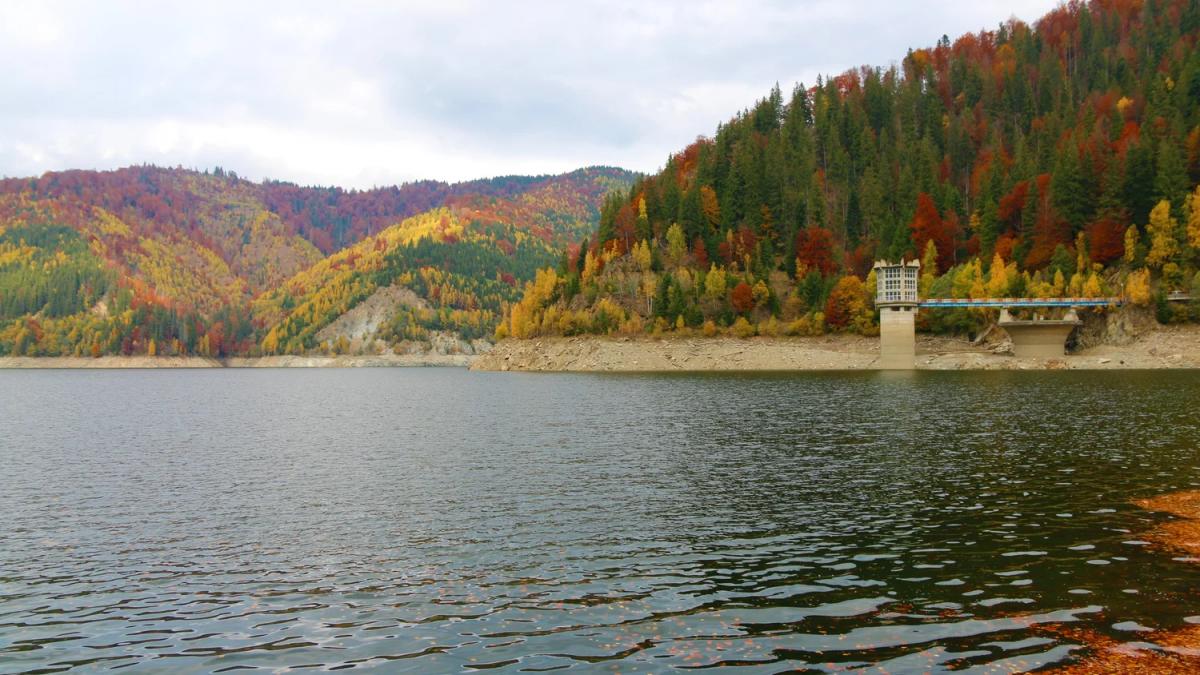 barajul unicat europa zona montana romania