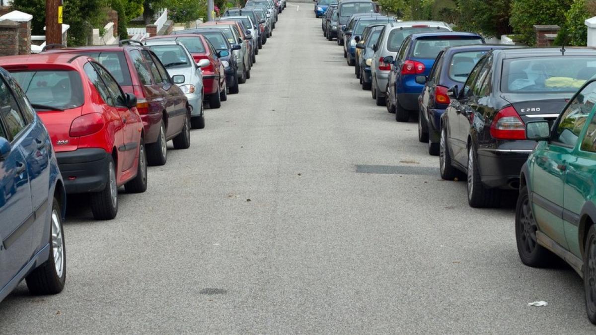 femeie brasov masina neasugirata parcare