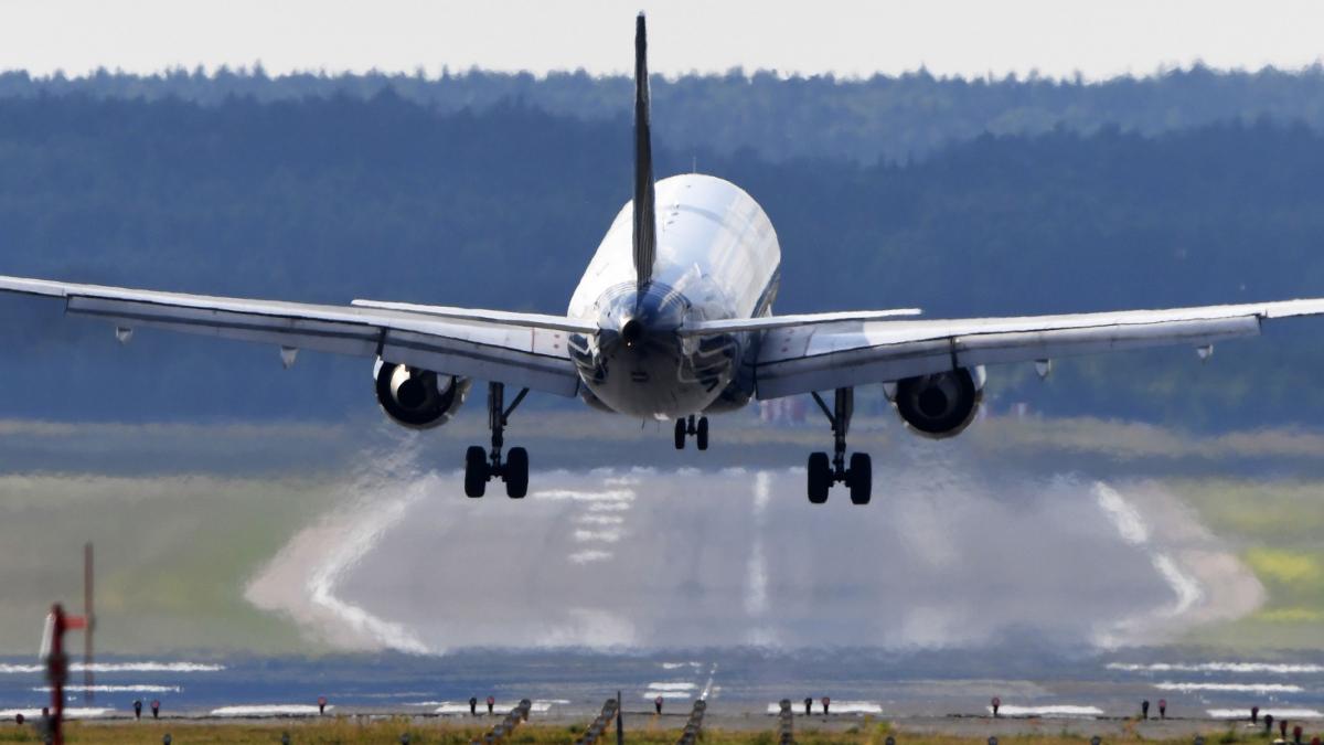 alerta bomba aeroporturi franta