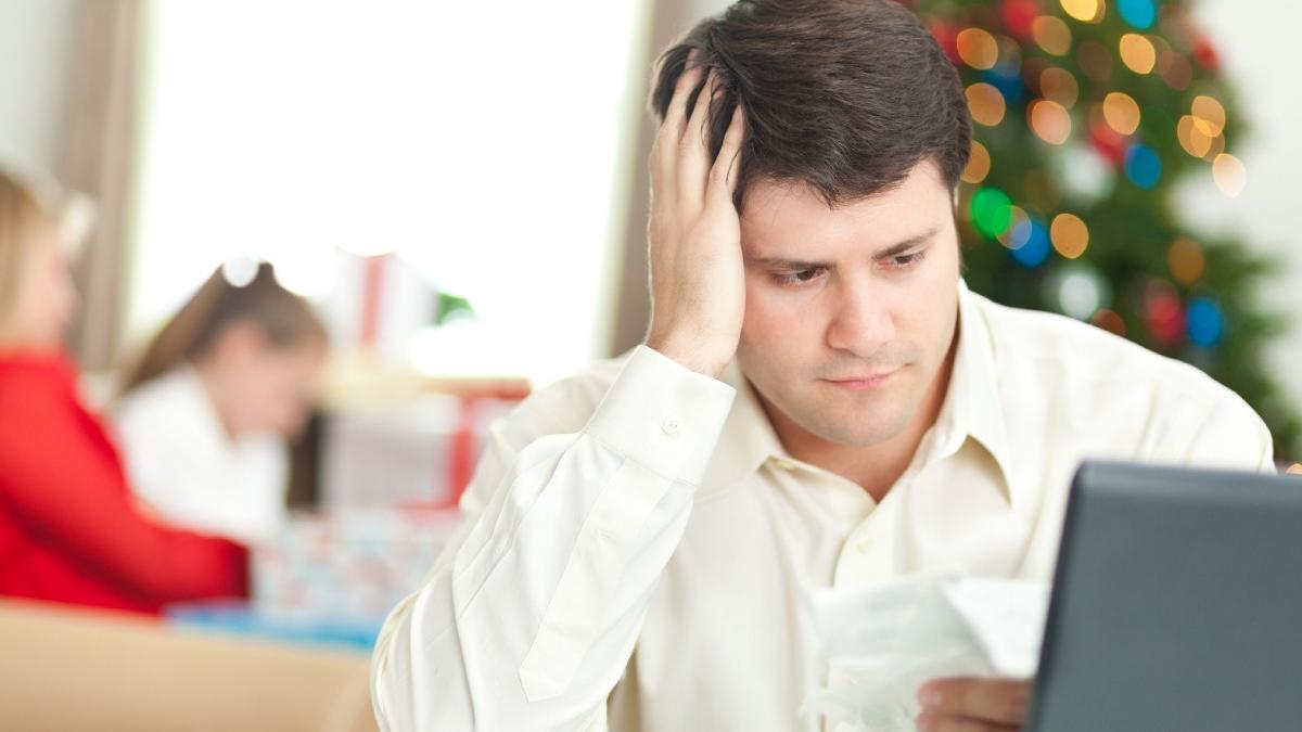 cos cumparaturi salariu minim romani prag saracie cheltuieli lunare