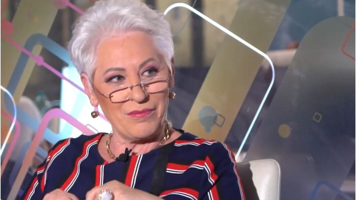 lidia fecioru incredere de sine jigniti oameni oglinda