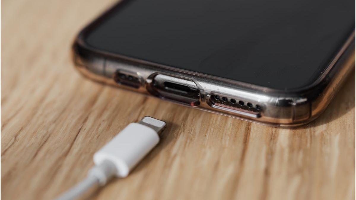 obiceiuri rele baterie stricata telefon