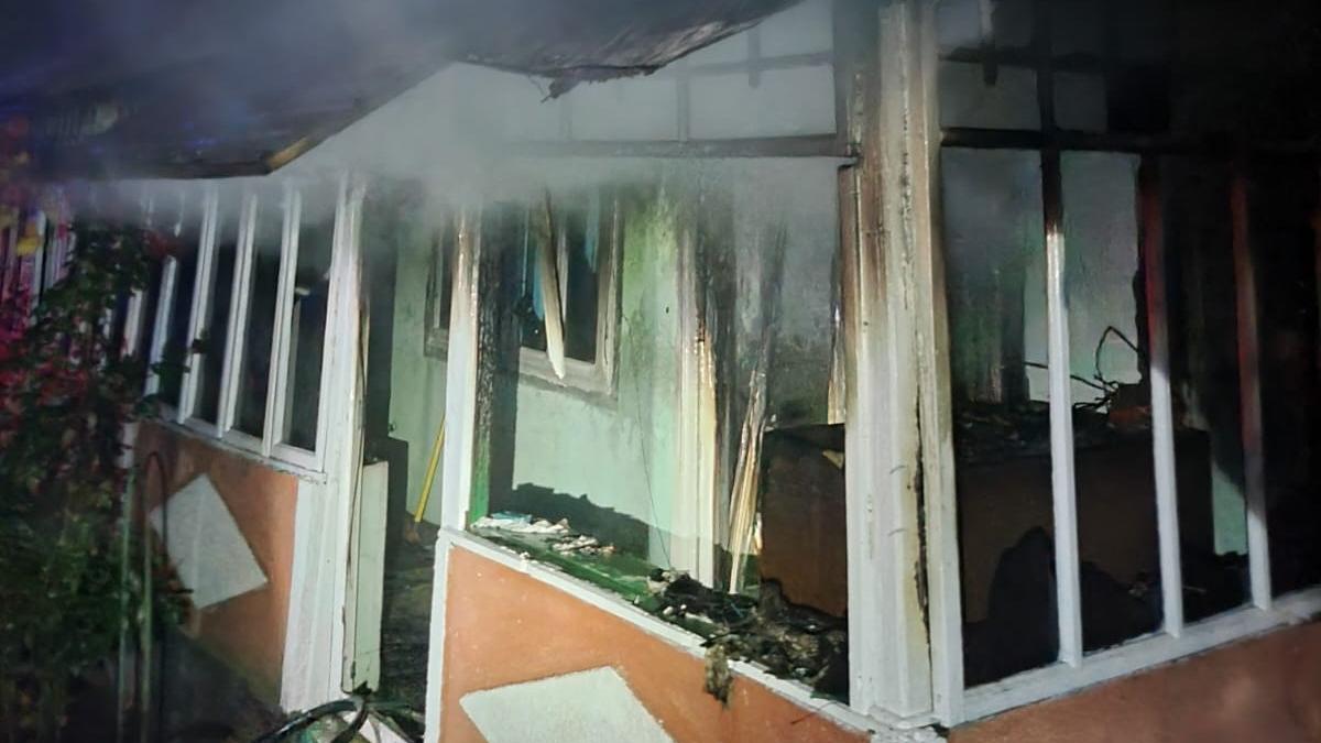 barbat vaslui foc casa cearta sotie