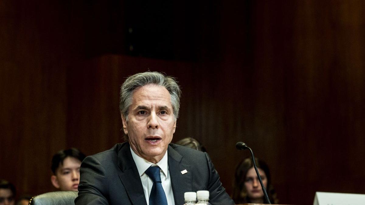 antony blinken intrerupt strigate maini vopsite rosu senat sua unite ajutor israel