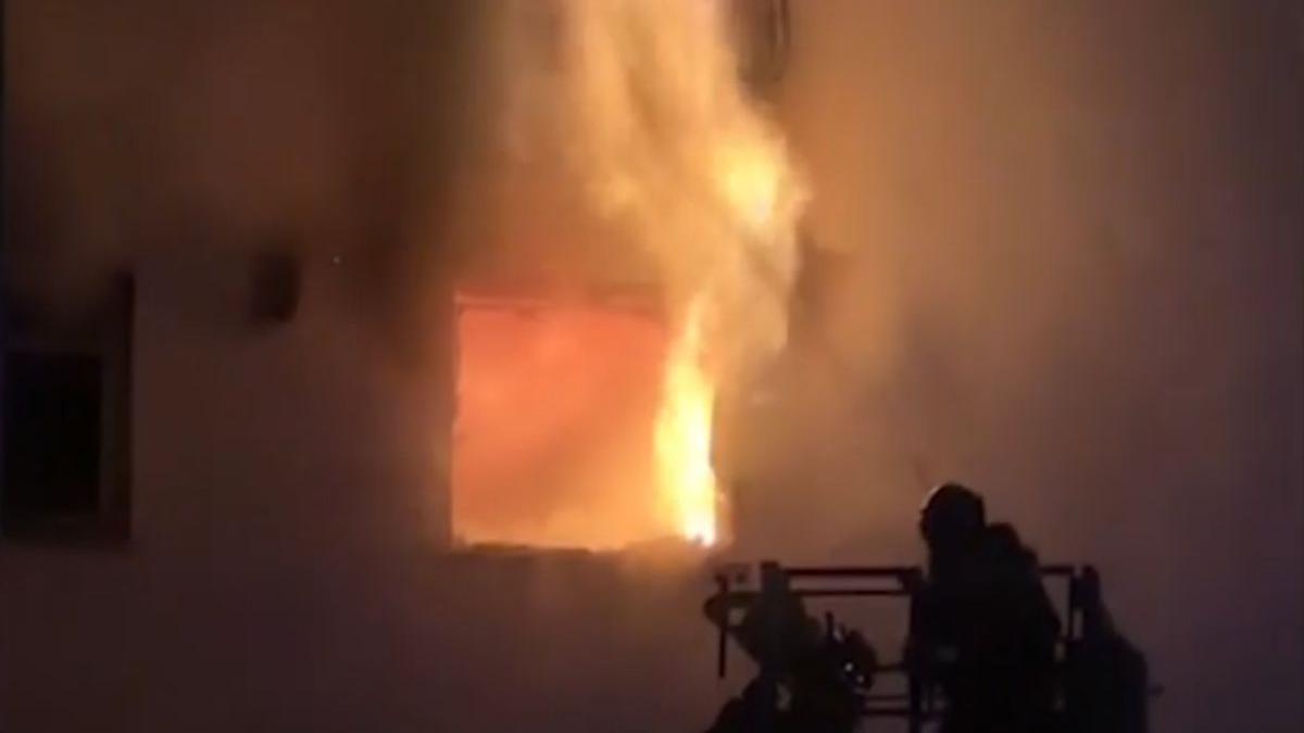 barbat probleme psihice provocat incendiu violent bloc bucuresti vizita inainte