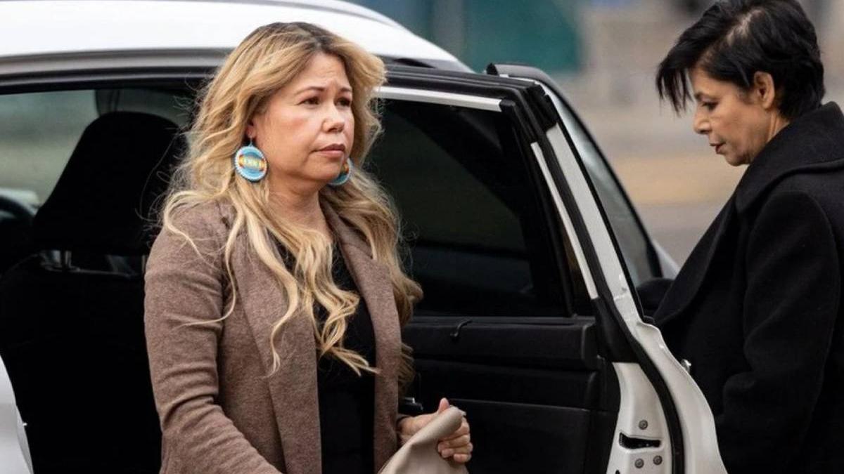 motiv scriitoare canada rapit fiu inscenat moarte