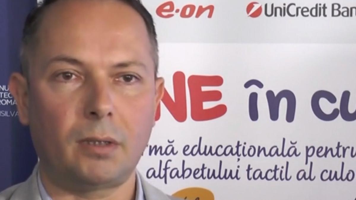 tudor scripor inventator alfabet tactil culori cluj aplicatie ajutor nevazatori