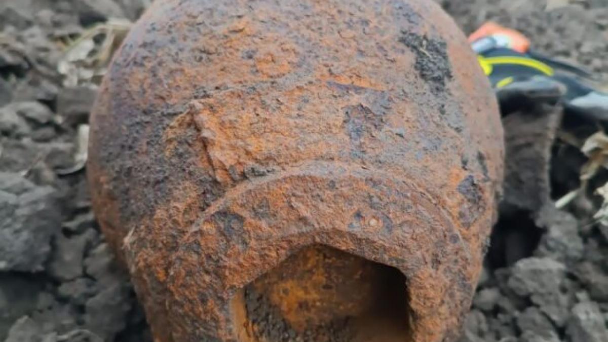 bomba aviatie exploziv gasita localitatea ripiceni botosani