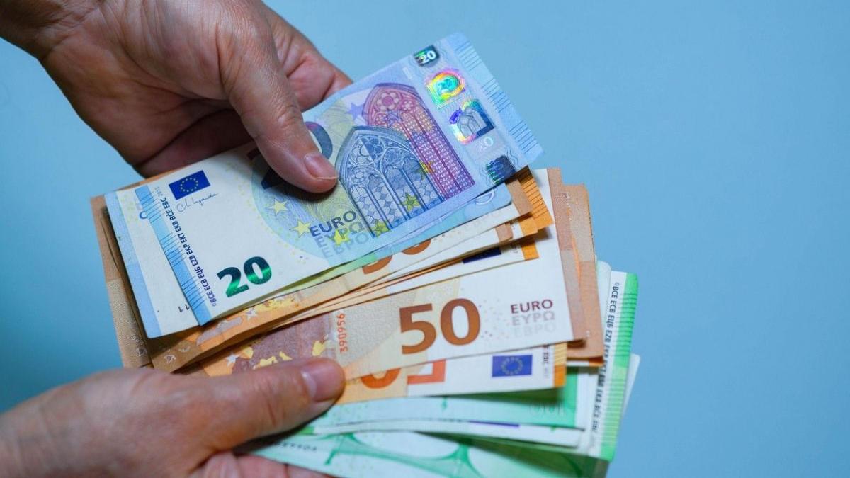 categorie de angajati crestere salariul minim 1 ianuarie 2024