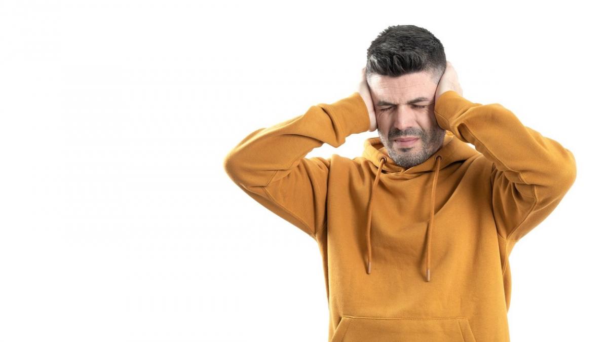 mesaj usa apartament bucuresti vecine