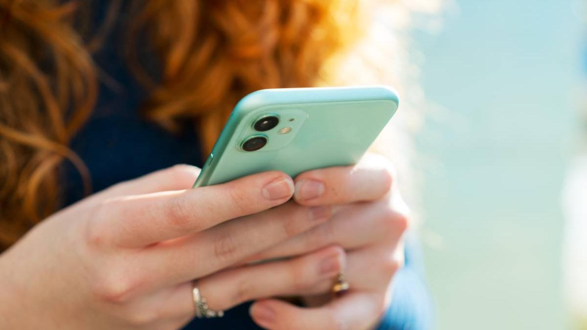 influenceri romania pacaliti promovare produs nu exista