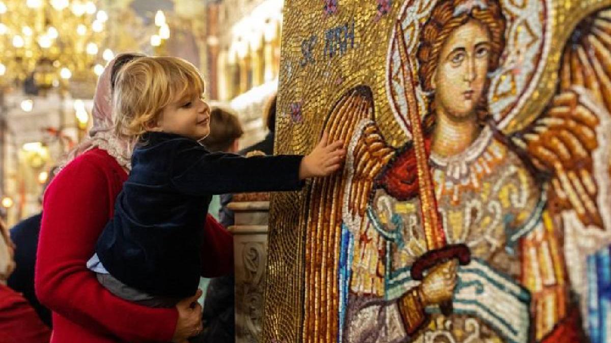 origine nume sfinti arhangheli mihail gavriil semnificatie sufix il nume