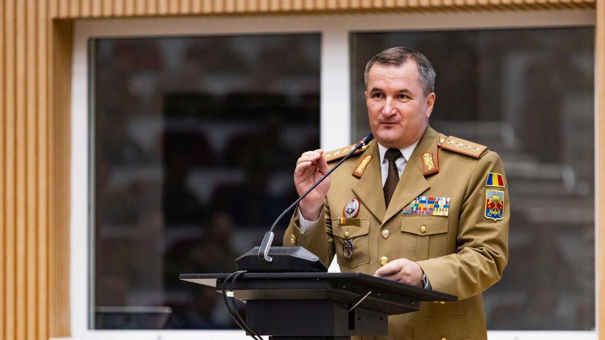 sef stat major al apararii general daniel petrescu schimbat din functie klaus iohannis succesor